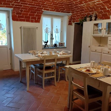 Cascina Spazio Indaco Castagnole Monferrato Buitenkant foto