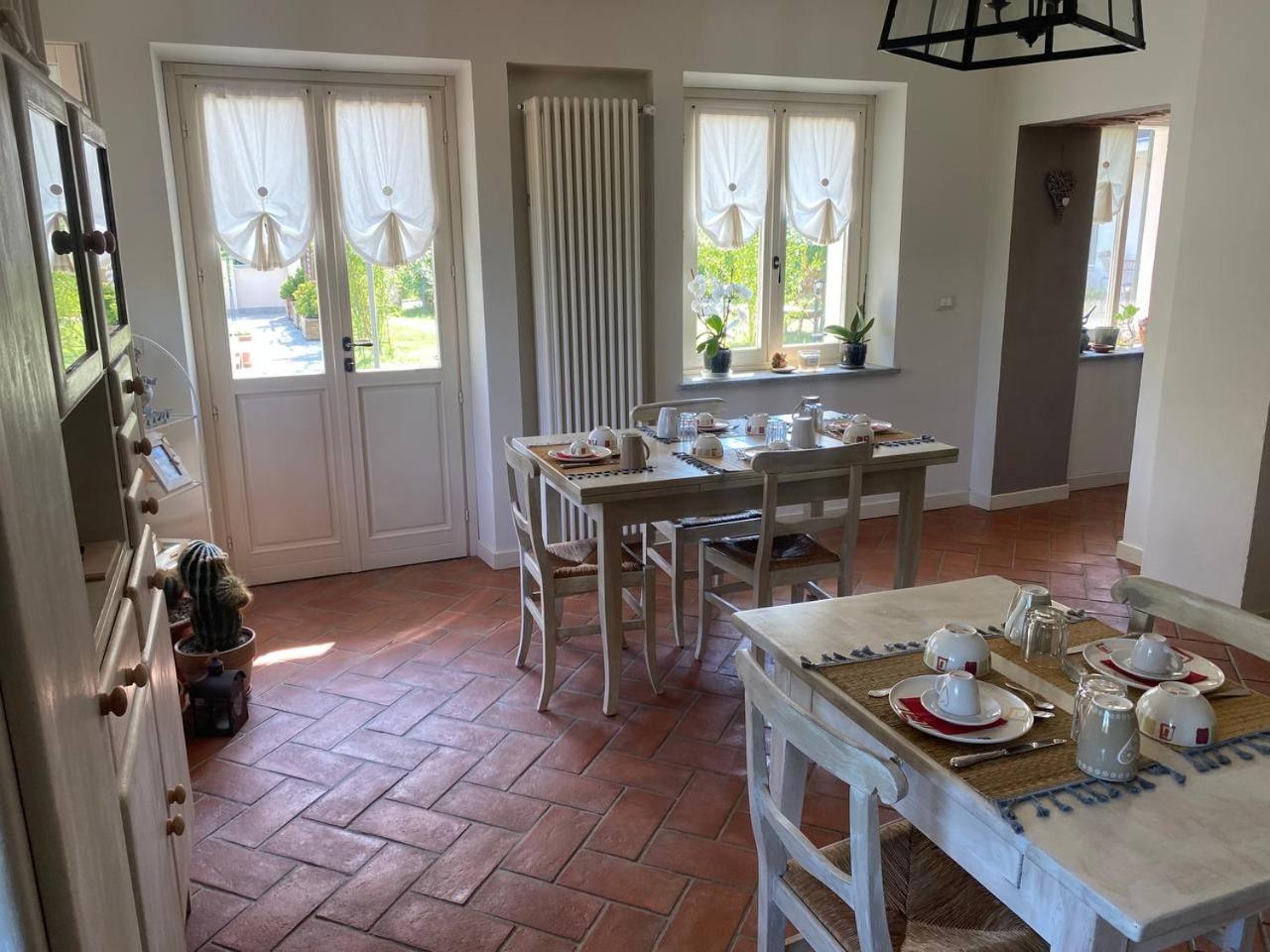 Cascina Spazio Indaco Castagnole Monferrato Buitenkant foto
