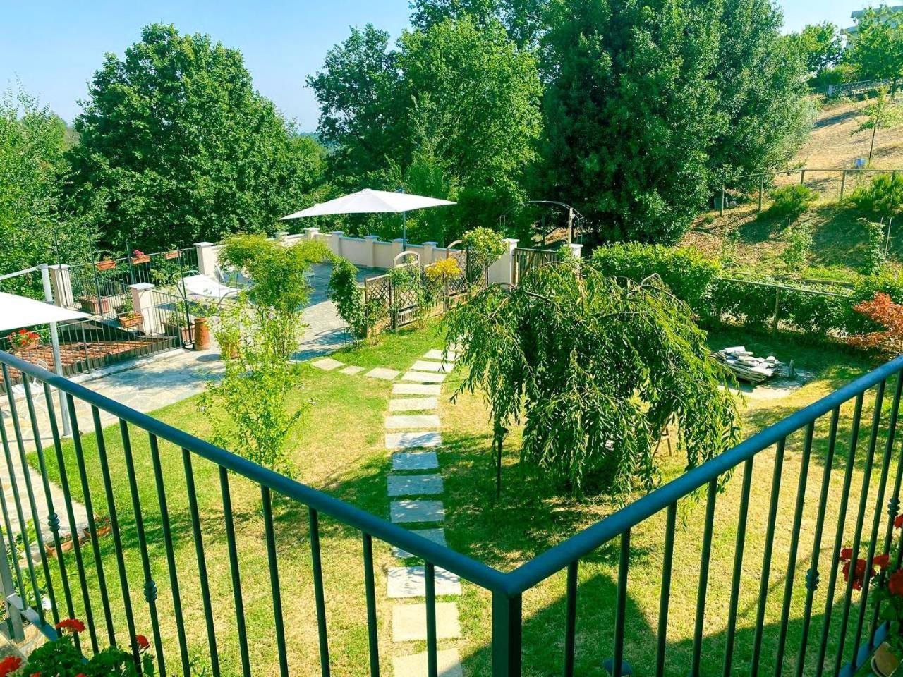 Cascina Spazio Indaco Castagnole Monferrato Buitenkant foto